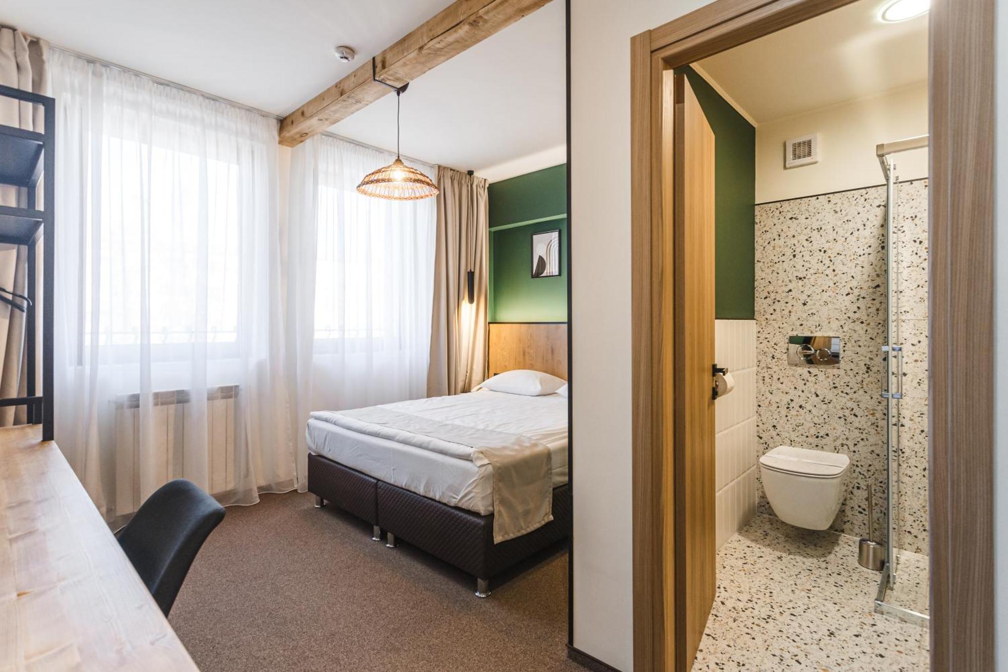 Stokker Hotel Орадя Екстер'єр фото